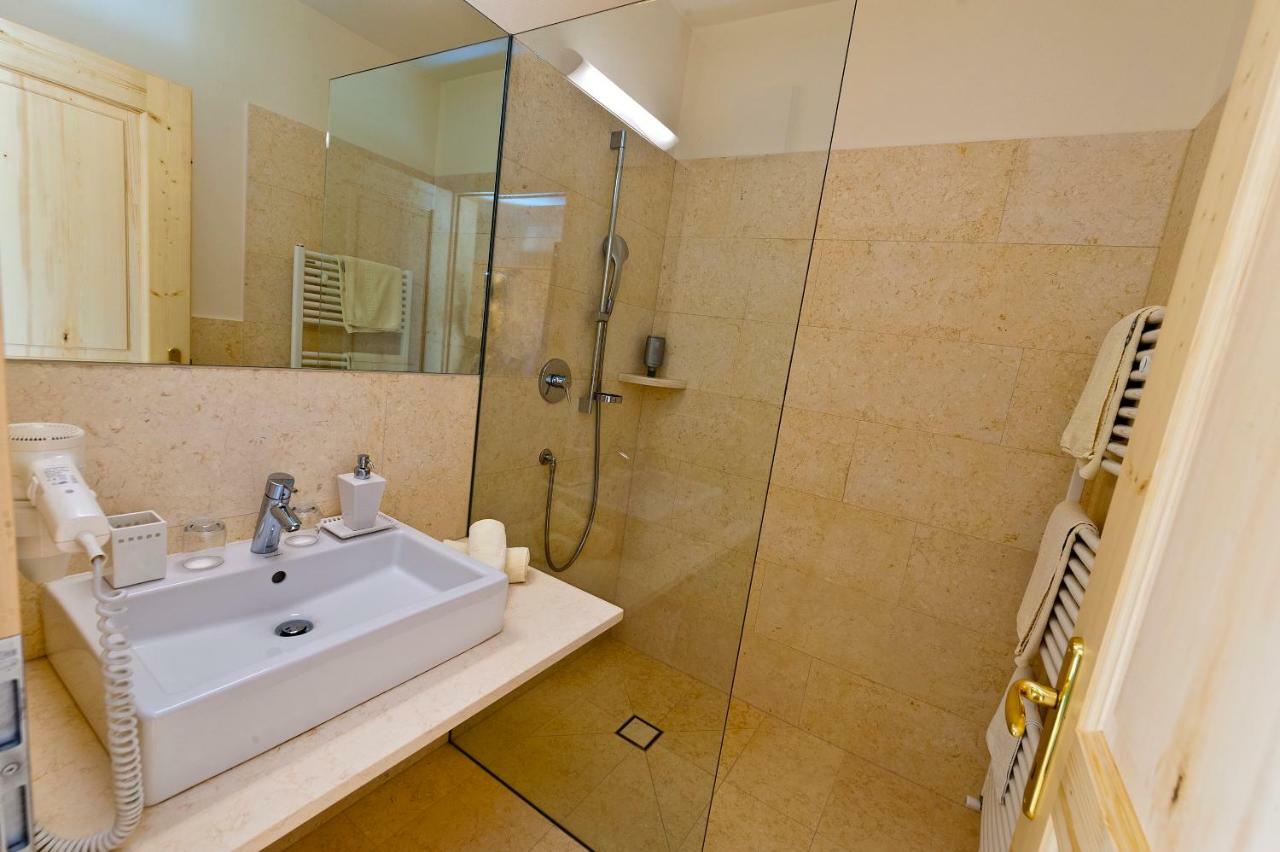 Hotel Weingut Klosterhof Caldaro Ngoại thất bức ảnh